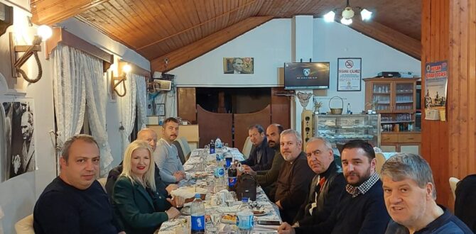 CHP Edirne Milletvekili Aday Adayı Kıymet Kara, basın mensuplarıyla iftar yemeğinde bir araya geldi