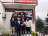 Türkiye U17 Yıldız Kadınlar Güreş Şampiyonu Eylem Engin, Süloğlu Belediye Başkanı Mehmet Ormankıran’ı makamında ziyaret etti