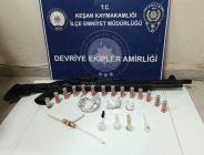 Silah ve uyuşturucu yakalandı