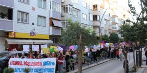 Keşan’da Kadına ve Çocuğa Yönelik Her Türlü Şiddete Karşı Protesto Yürüyüşü yapıldı..