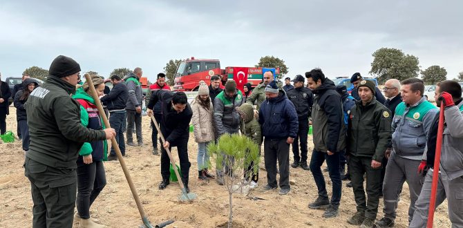 Sultaniçe’de fidan dikimi gerçekleştirildi