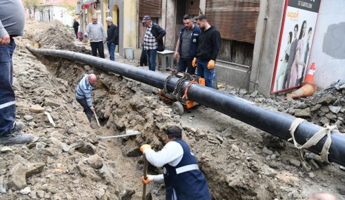 ALTYAPISI GÜÇLENEN UĞUR MUMCU CADDESİ, GELECEĞE HAZIRLANIYOR
