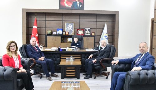 Keşan Belediyesi’nde 23 Nisan Geleneği: Koltuk Bilge Kağan’a Emanet