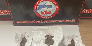 Üstleri arandı uyuşturucu çıktı